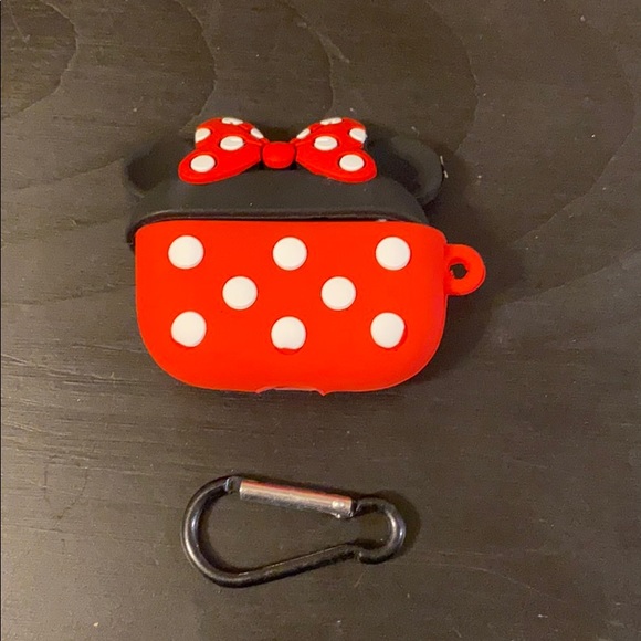 Set of Mickey and Minnie Mouse AirPod cases - Picture 3 of 3